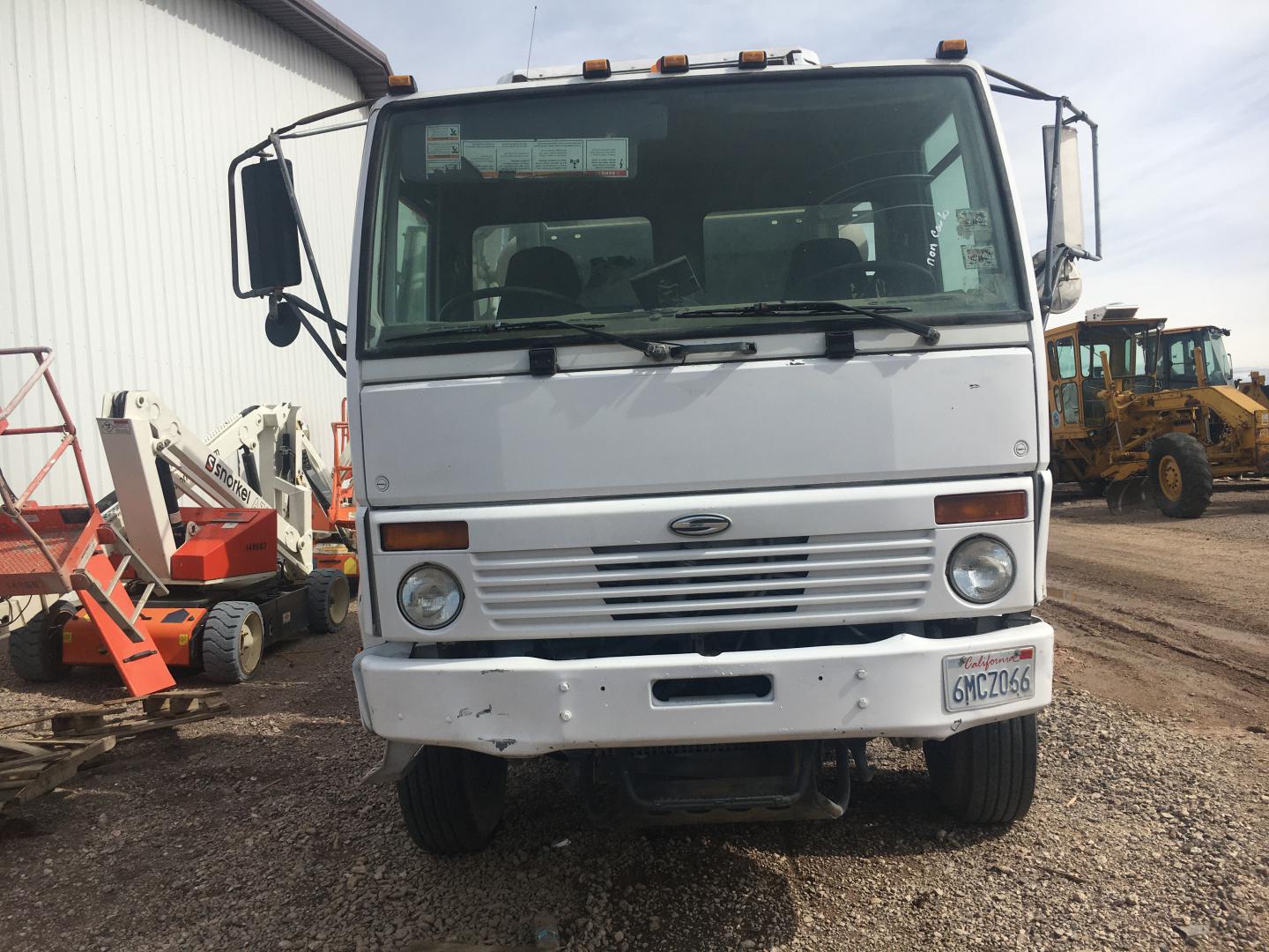 CAMION CON BARREDORA ELGIN CROSSWIND